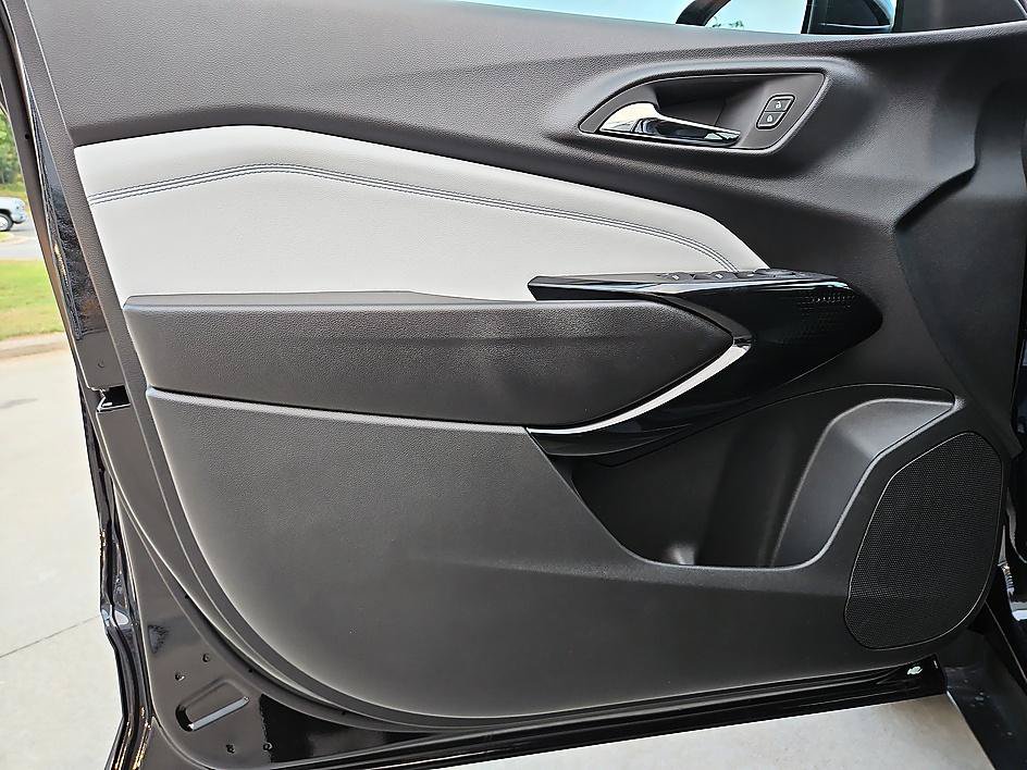 New 2026 Chevrolet Trax LT FWD image 13
