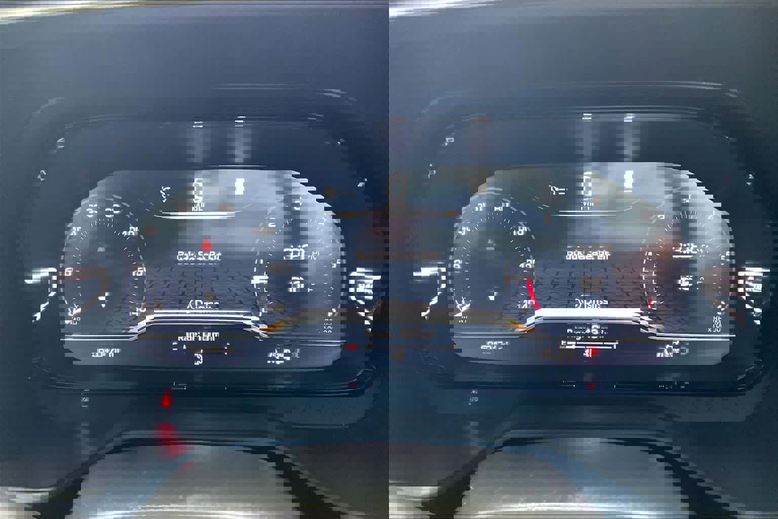 Used 2022 GMC Yukon Denali w/ Max Trailering Package image 26