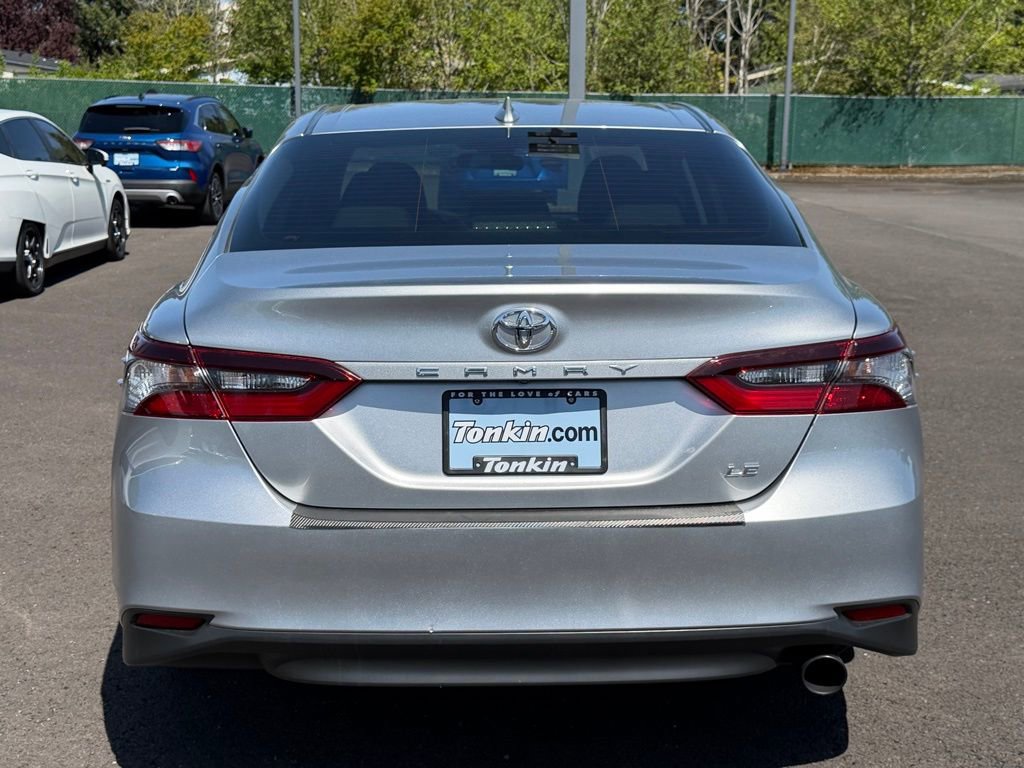 Used 2022 Toyota Camry LE FWD image 6