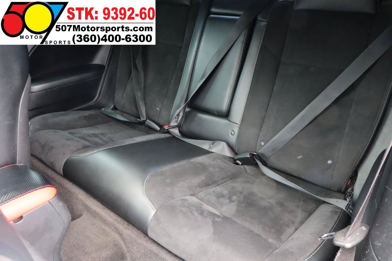 Used 2015 Dodge Challenger R/T Scat Pack w/ Leather Interior Group RWD image 15