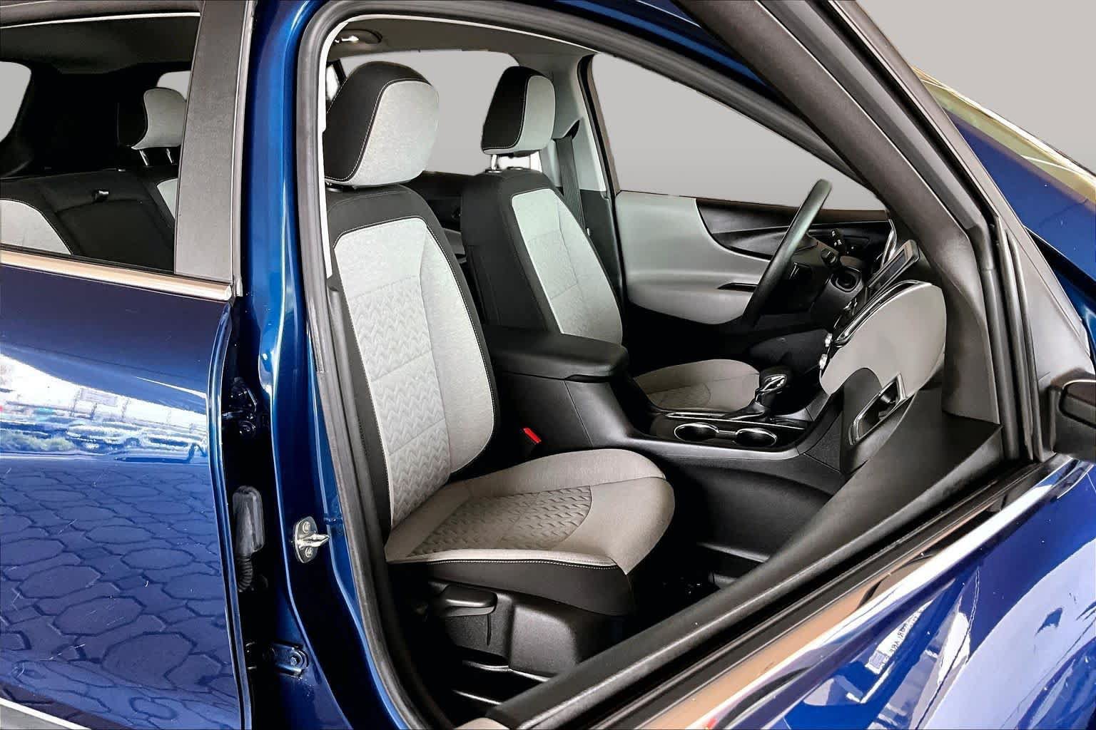Used 2022 Chevrolet Equinox LT FWD image 9