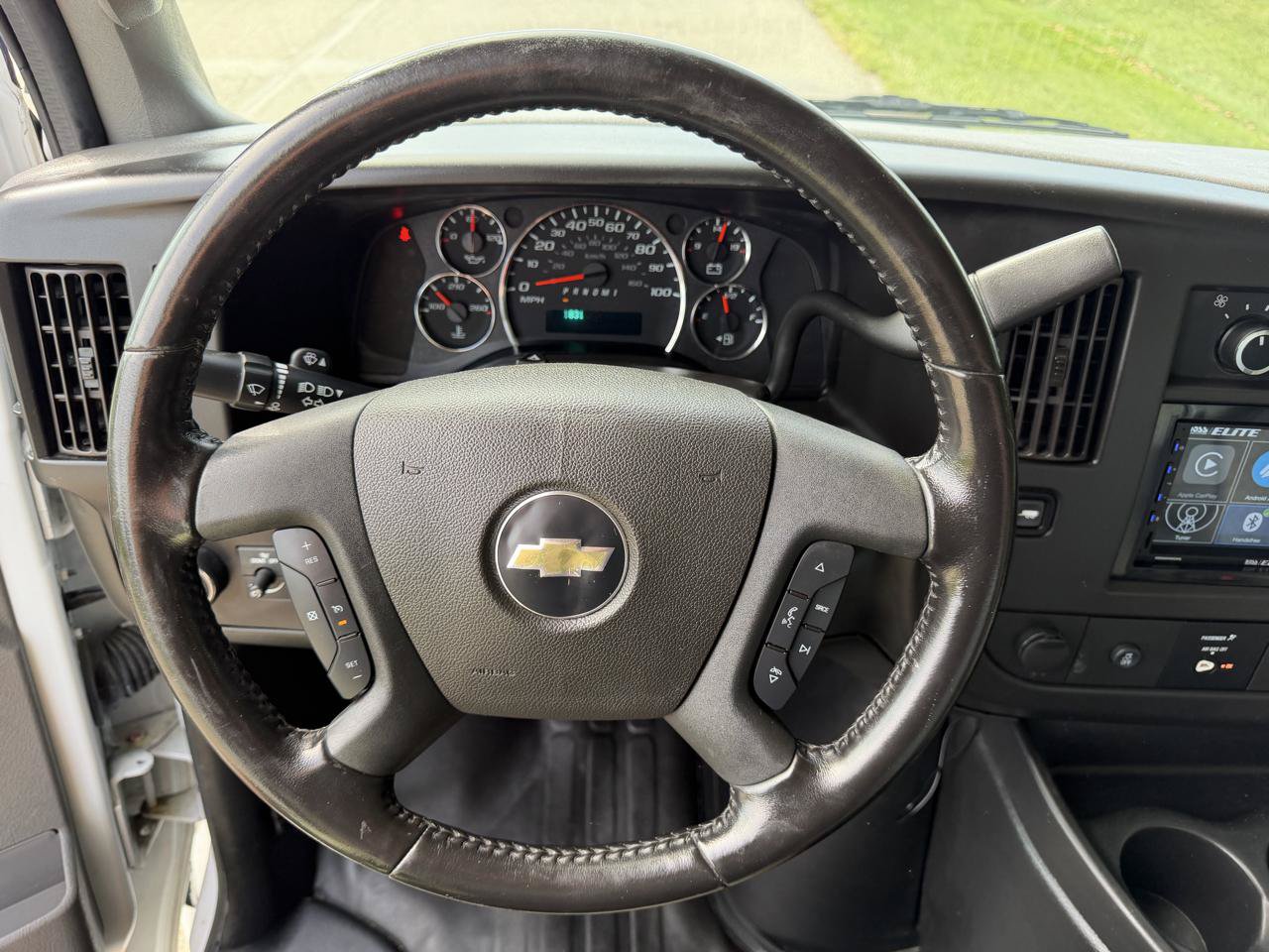 Used 2023 Chevrolet Express 3500 w/ Power Convenience Package RWD image 10