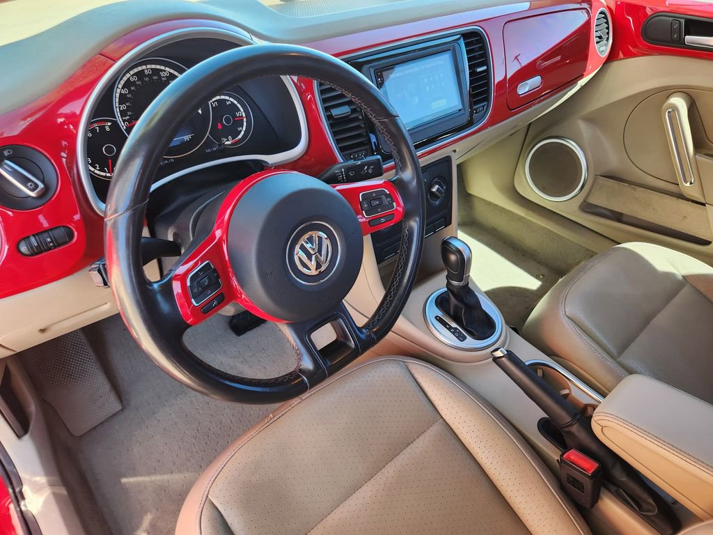 Used 2015 Volkswagen Beetle 1.8T image 16