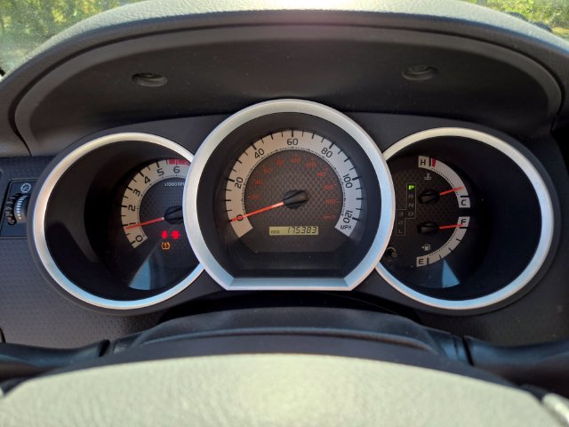 Used 2013 Toyota Tacoma PreRunner w/ Convenience Pkg RWD image 31
