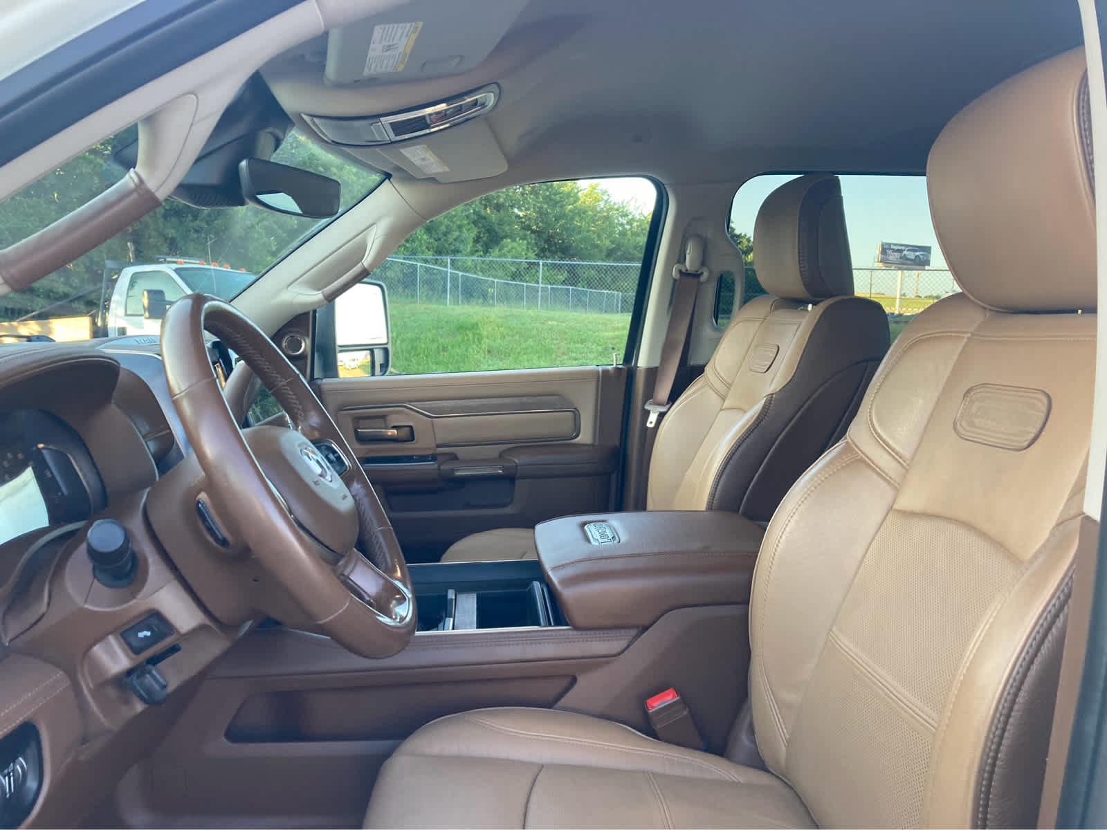 Used 2023 RAM 3500 Limited AWD/4WD image 3