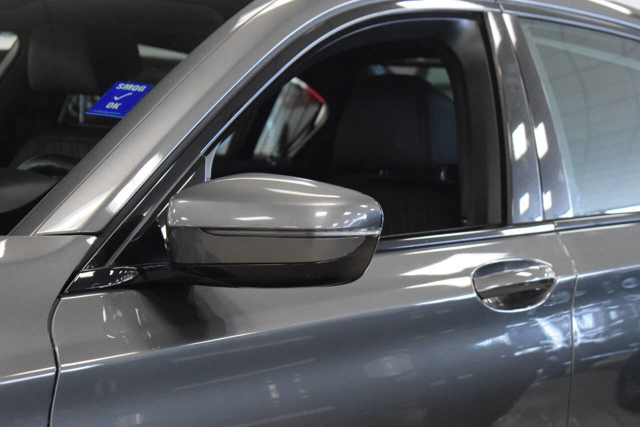 Used 2018 BMW 750i image 13