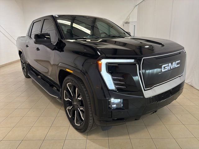 Used 2025 GMC Sierra EV Denali image 7