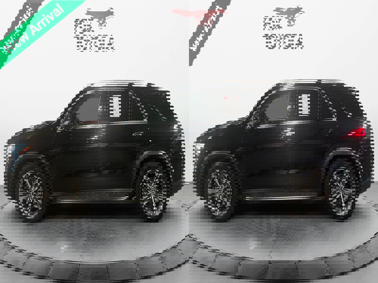 Used 2021 Mercedes-Benz GLE 350 4MATIC image 3