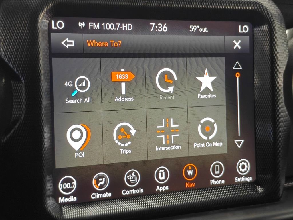 Used 2023 Jeep Gladiator Willys image 34