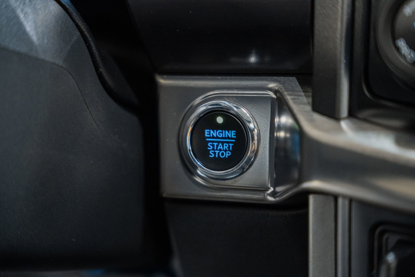 Used 2023 Ford F150 Lariat w/ Equipment Group 502A High image 38