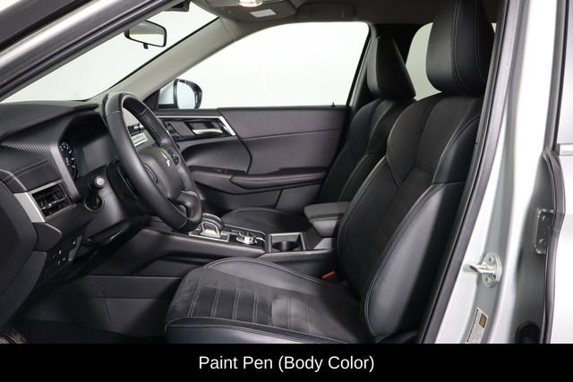 Used 2024 Mitsubishi Outlander SE image 14