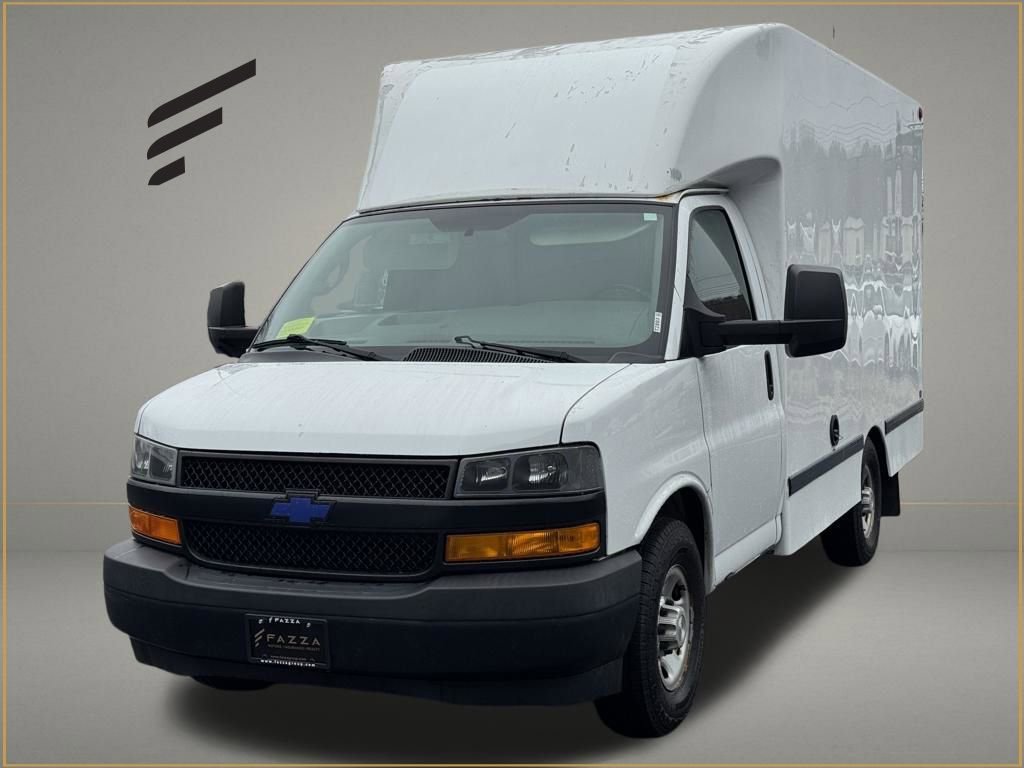 Used 2018 Chevrolet Express 3500 w/ Driver Convenience Package RWD 360° Tour