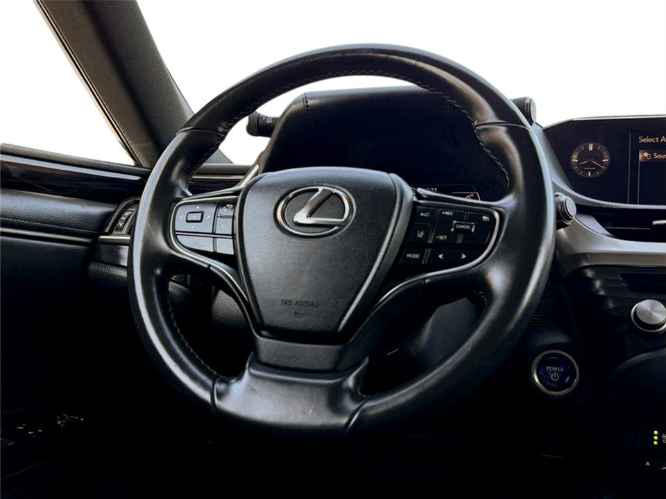 Used 2021 Lexus ES 300h w/ Premium Package image 13