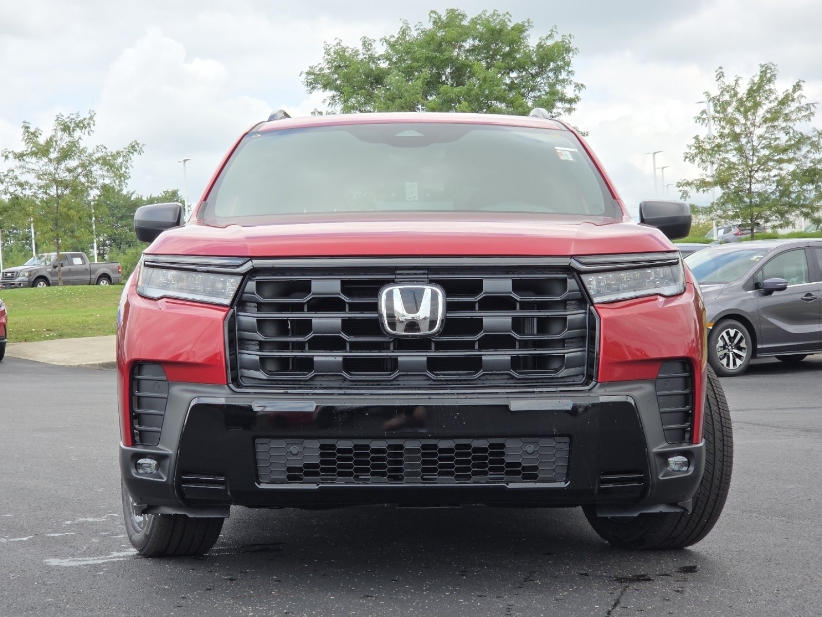 New 2026 Honda Pilot Sport image 12