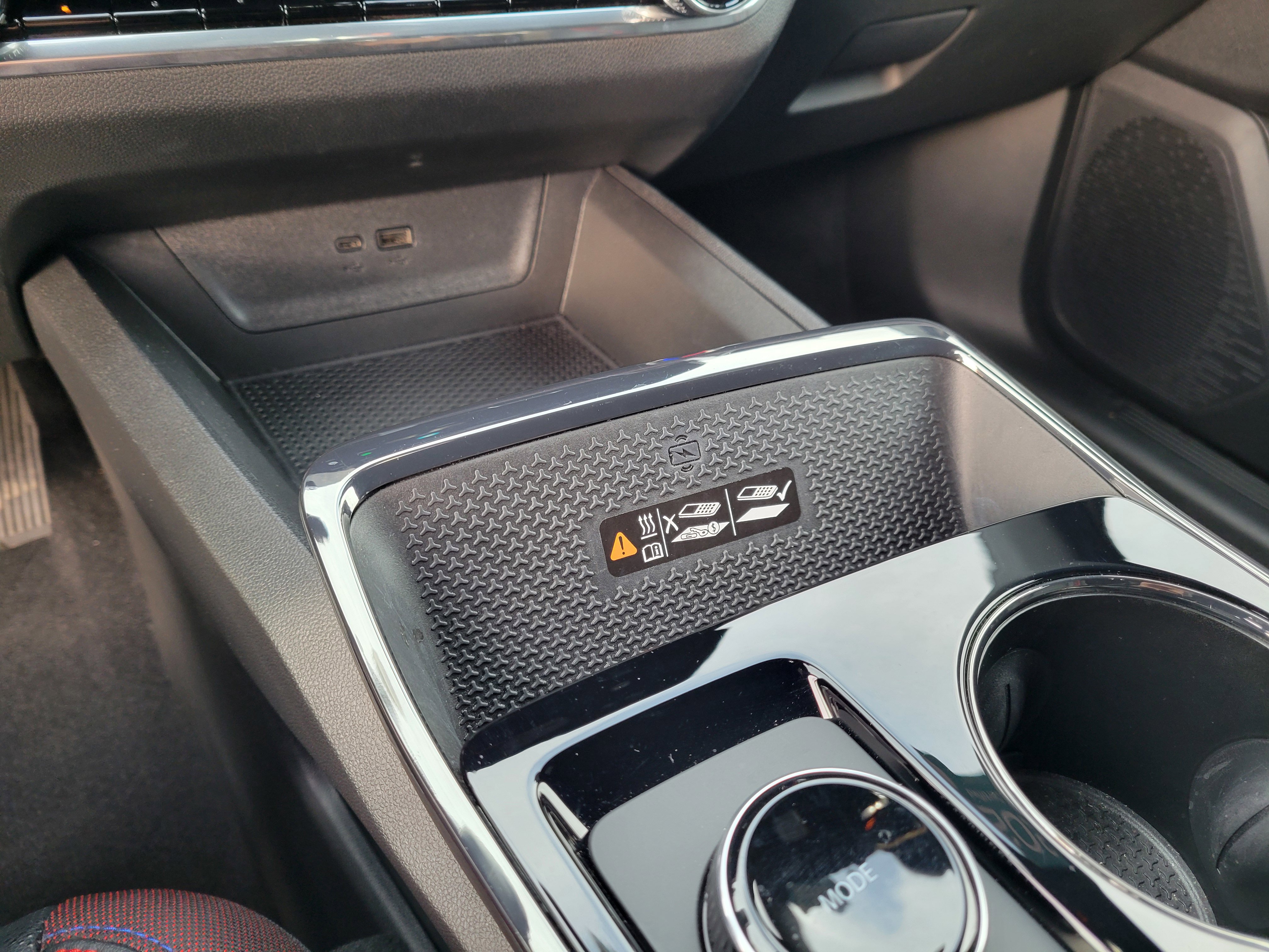 Used 2025 Chevrolet Equinox RS w/ Safety and Technology Package image 27