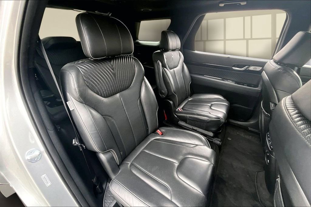 Used 2024 Hyundai Palisade Calligraphy image 25