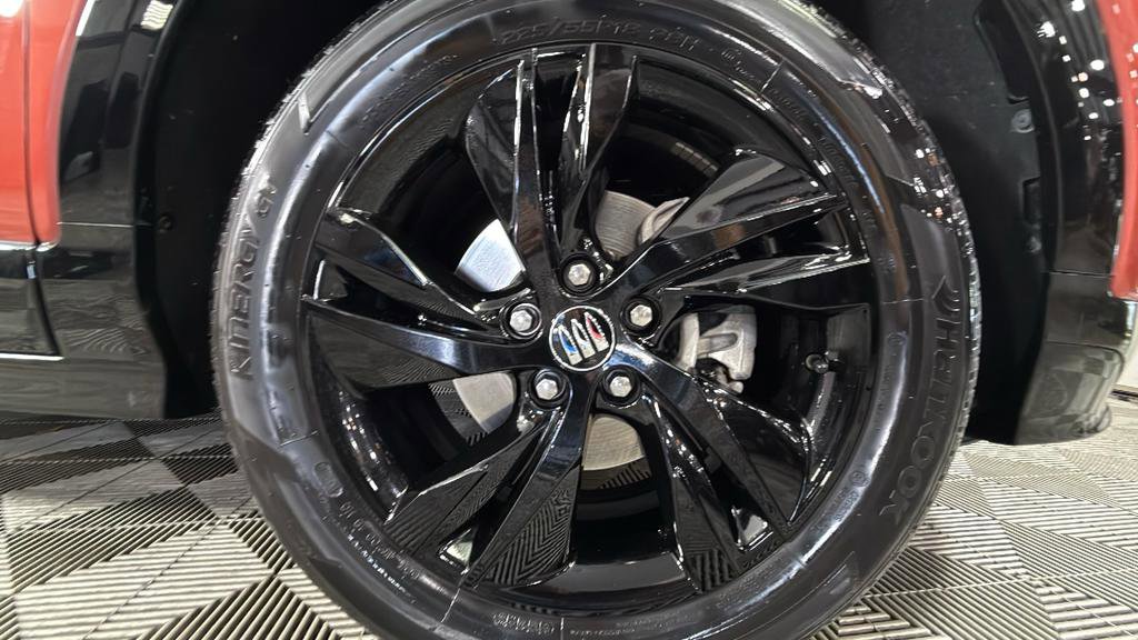 Certified 2024 Buick Encore GX Sport Touring w/ Comfort Package FWD image 35