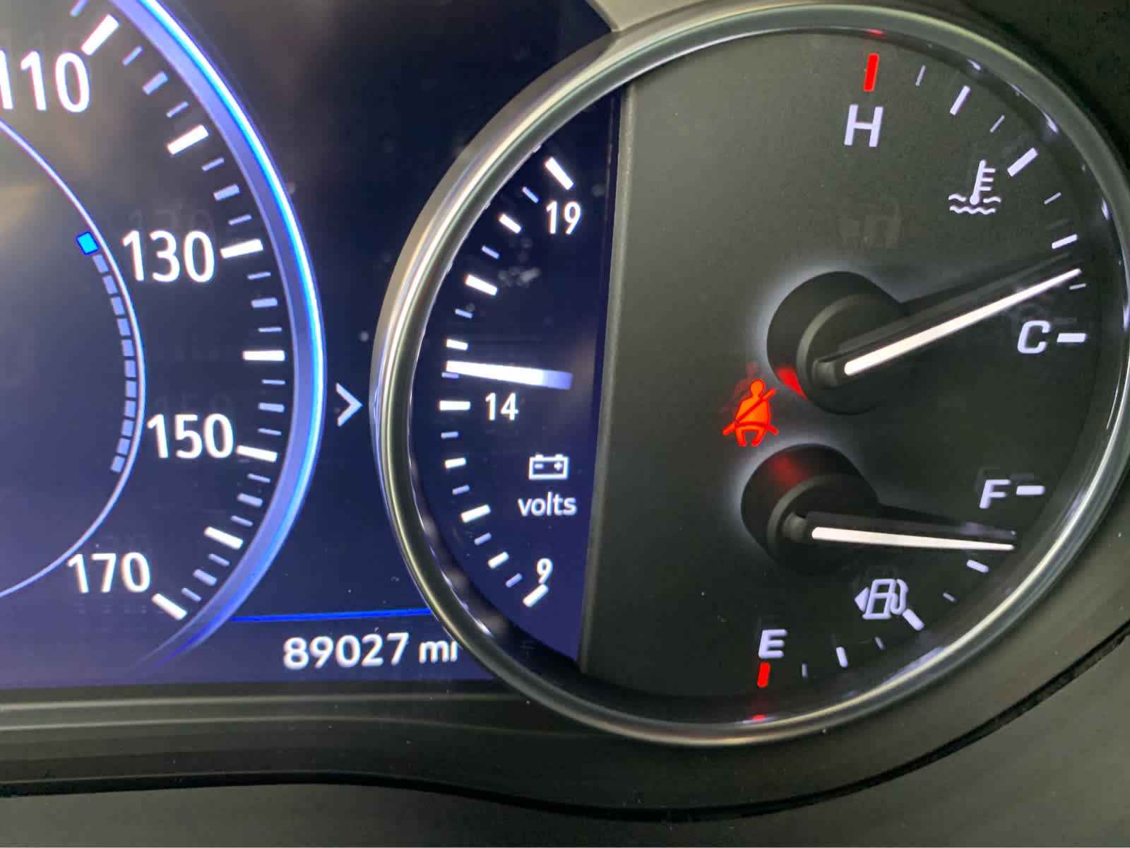 Used 2022 Buick Enclave Avenir w/ Avenir Technology Package image 16