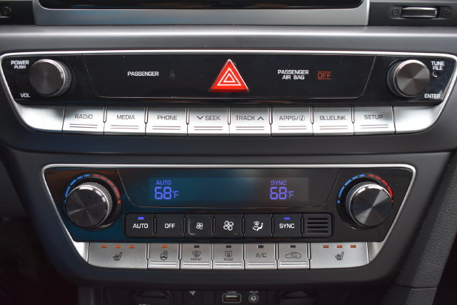 Used 2019 Hyundai Sonata SEL w/ Tech Package 02 FWD image 27