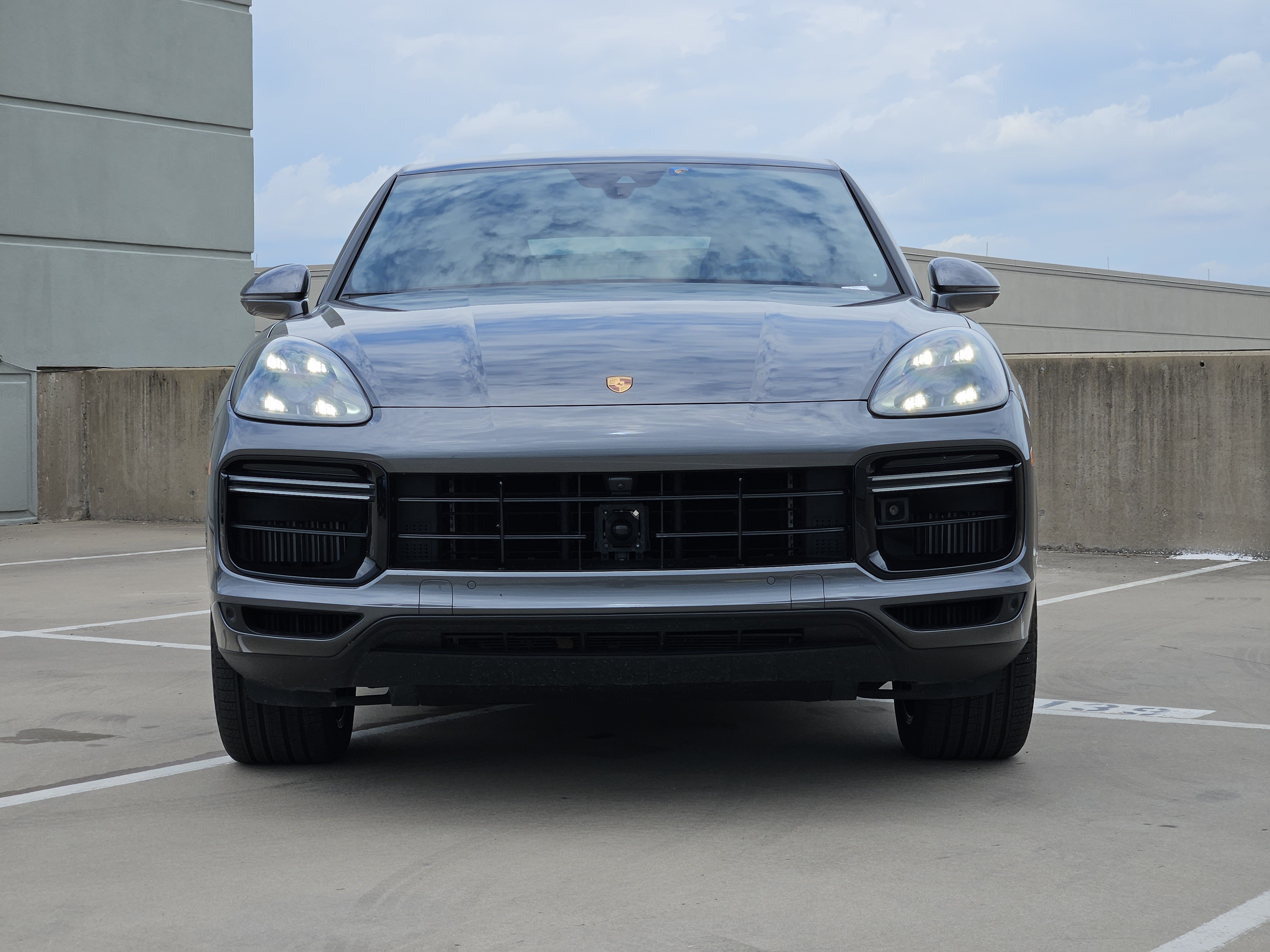 Certified 2023 Porsche Cayenne Turbo AWD/4WD image 11