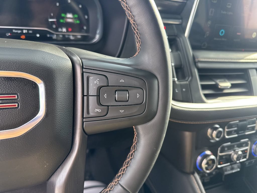 Used 2024 GMC Yukon AT4 AWD/4WD image 28