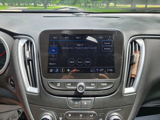 Used 2022 Chevrolet Malibu LT FWD image 21