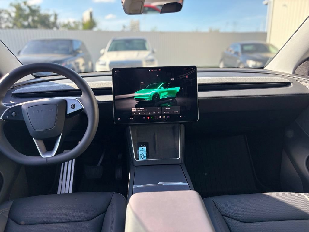 Used 2026 Tesla Model Y 2WD image 27