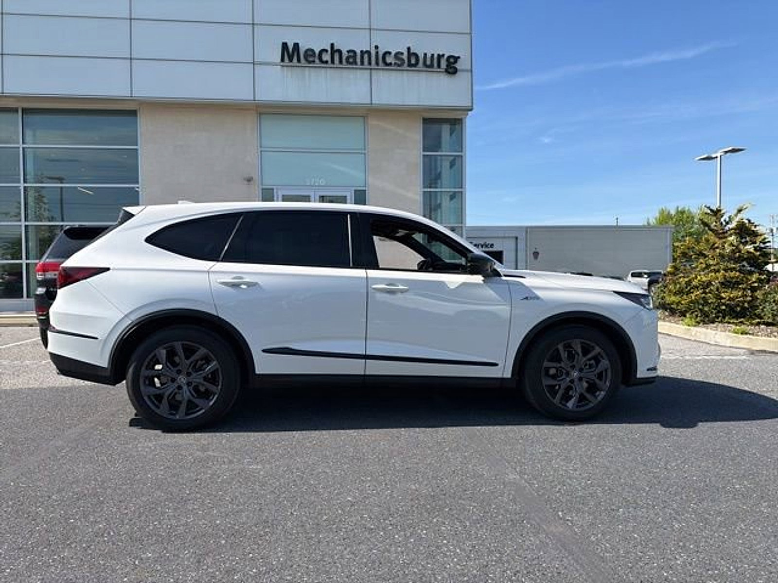 Used 2024 Acura MDX A-Spec AWD/4WD image 9