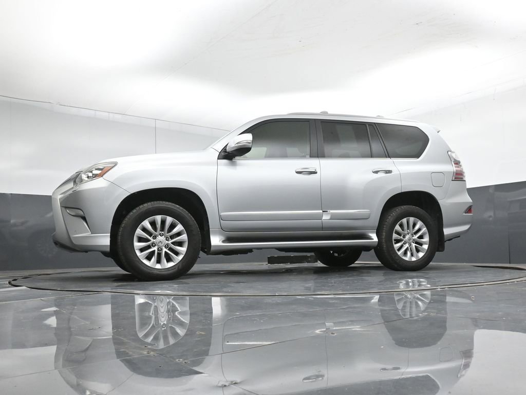 Used 2016 Lexus GX 460 w/ Premium Package AWD/4WD image 44