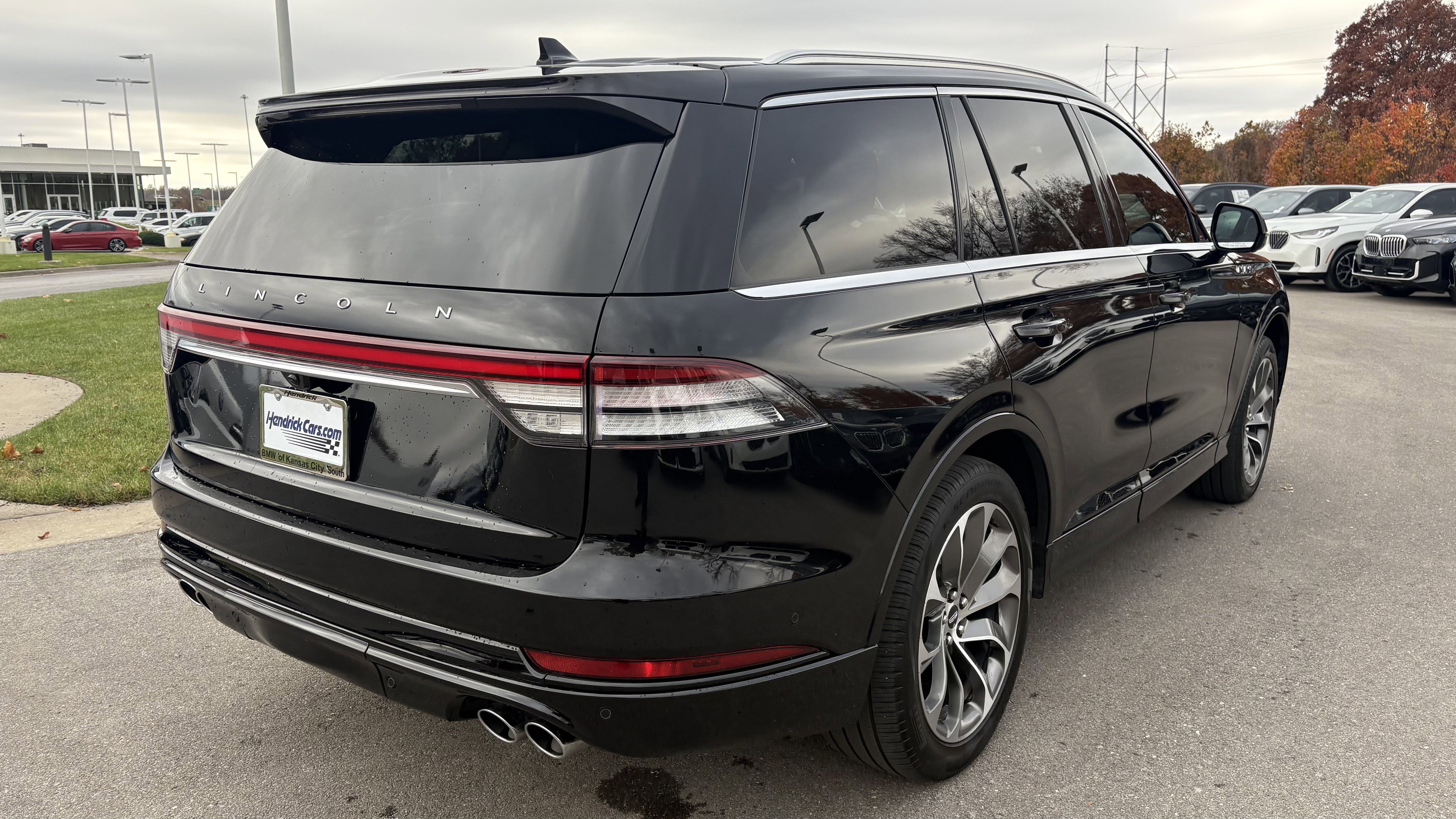 Used 2023 Lincoln Aviator Grand Touring w/ Equipment Group 301A image 10