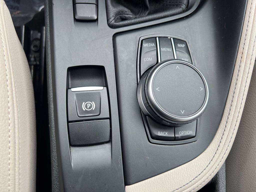 Used 2019 BMW X2 sDrive28i FWD image 22