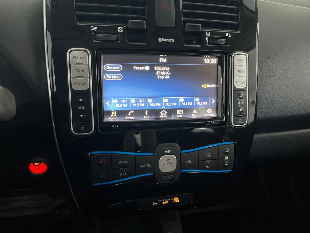 Used 2017 Nissan Leaf SV image 63