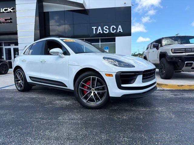 Used 2022 Porsche Macan S AWD/4WD image 1