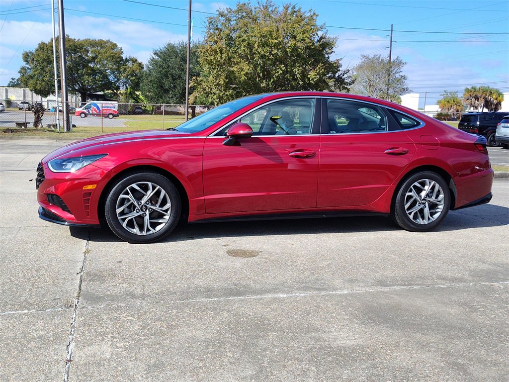 Used 2023 Hyundai Sonata SEL w/ Convenience Package image 3