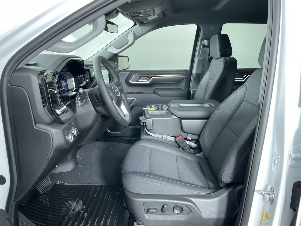 Used 2025 GMC Sierra 1500 Elevation image 19