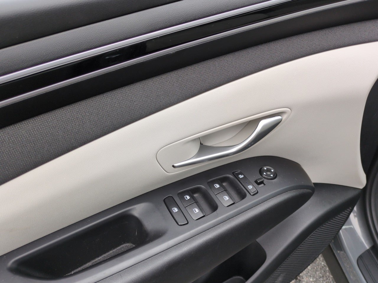Used 2024 Hyundai Tucson SEL w/ Convenience Package FWD image 12