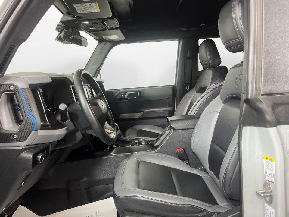 Used 2023 Ford Bronco Black Diamond image 11