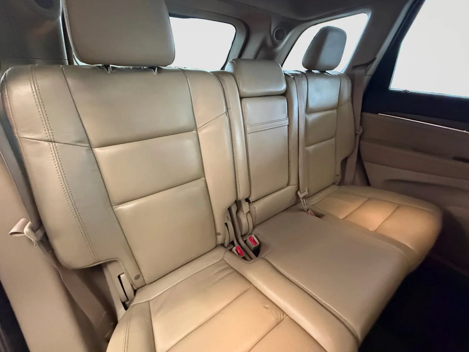 Used 2018 Jeep Grand Cherokee Limited AWD/4WD image 18