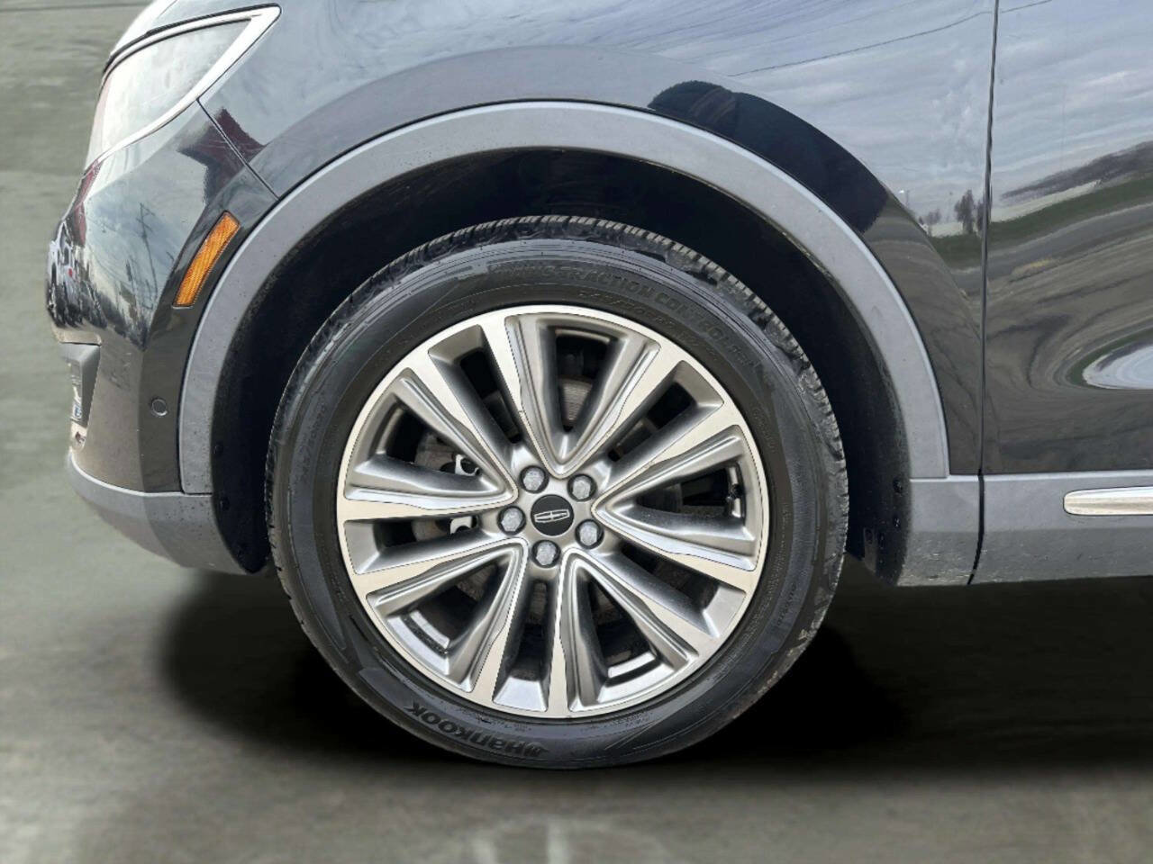 Used 2016 Lincoln MKX Reserve w/ Luxury Package image 34
