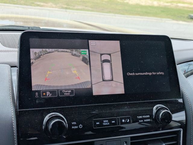 Used 2024 Nissan Armada Platinum w/ Captain's Chairs Package image 22