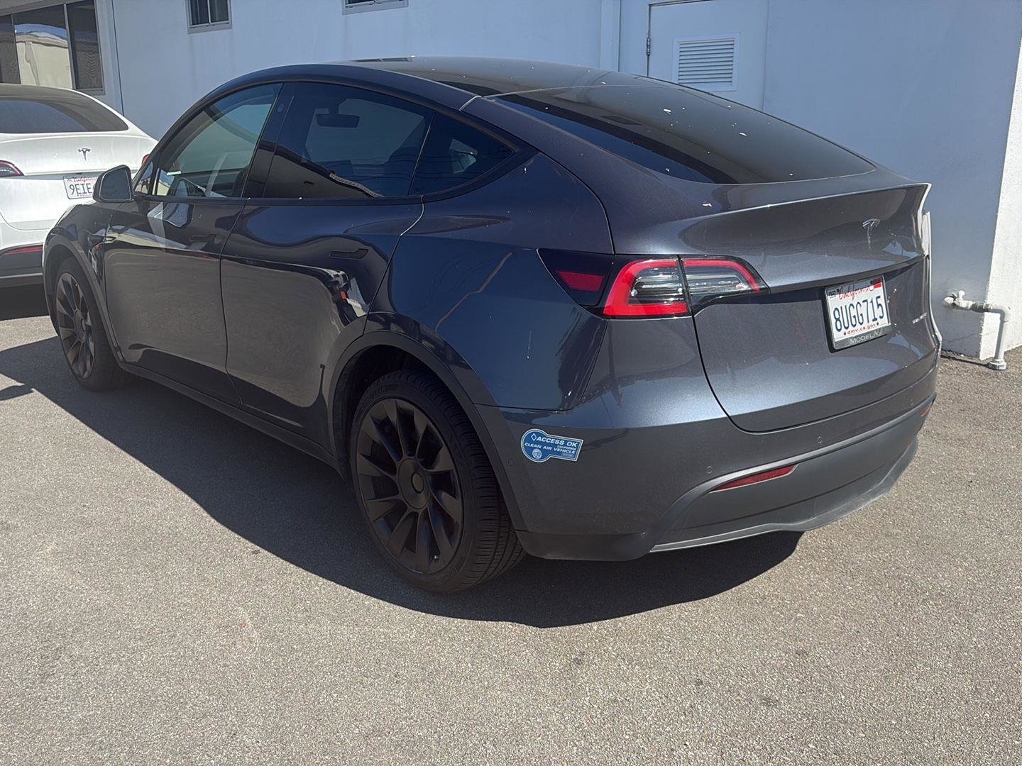Used 2021 Tesla Model Y Long Range AWD/4WD image 4