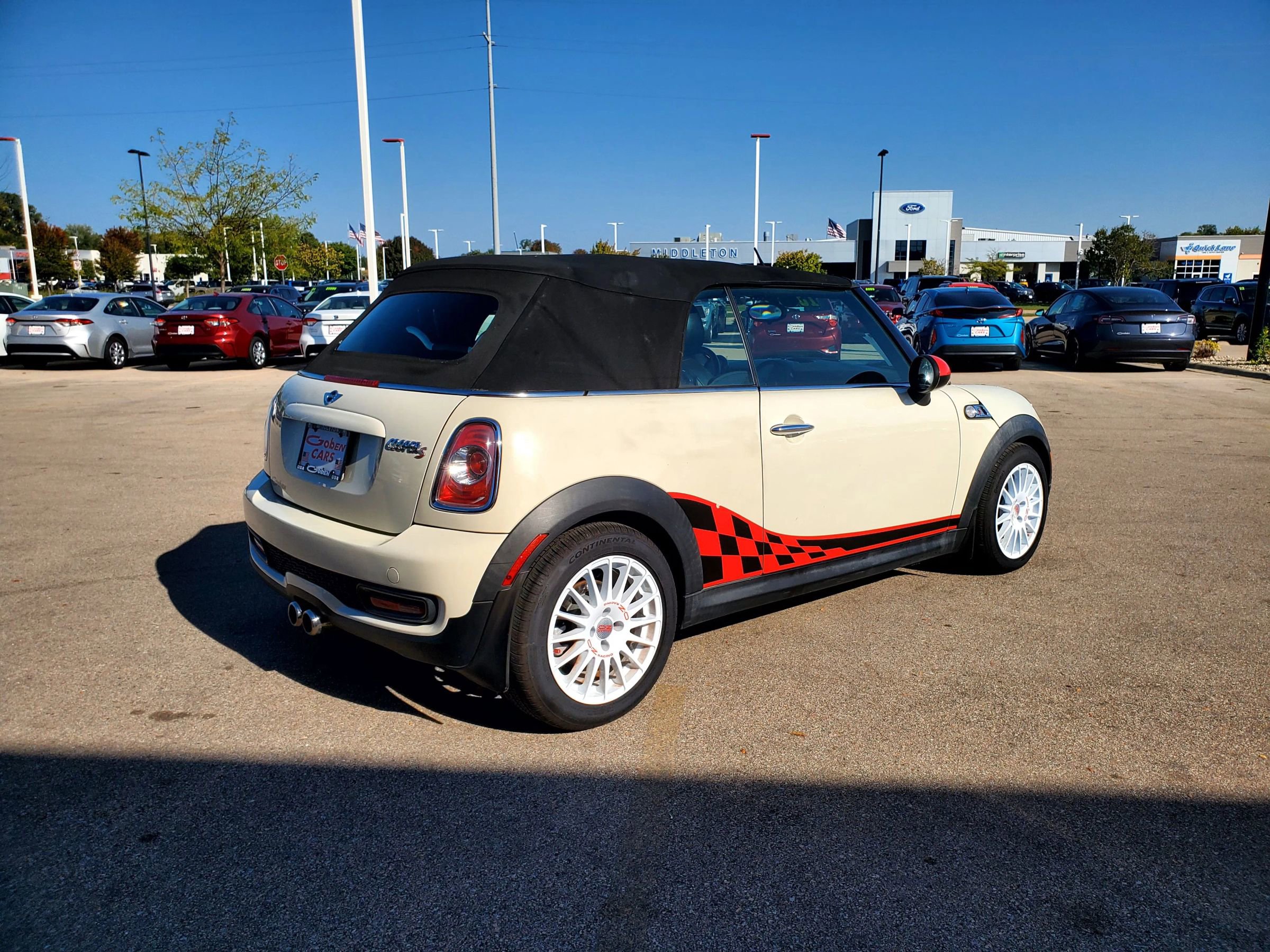 Used 2015 MINI Cooper S w/ Always Open Package image 5