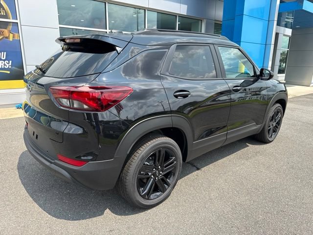 New 2026 Chevrolet TrailBlazer LT w/ Midnight Edition AWD/4WD image 6