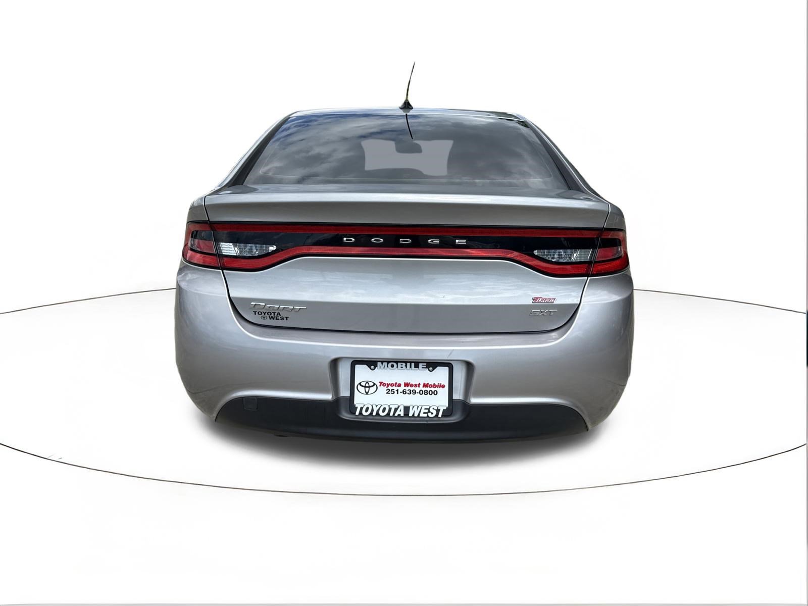 Used 2015 Dodge Dart SXT FWD image 4