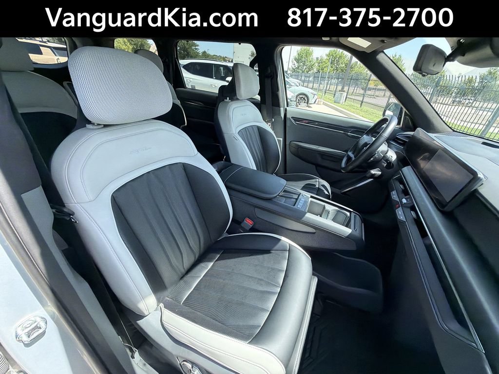 Certified 2024 Kia EV9 GT-Line AWD/4WD image 29