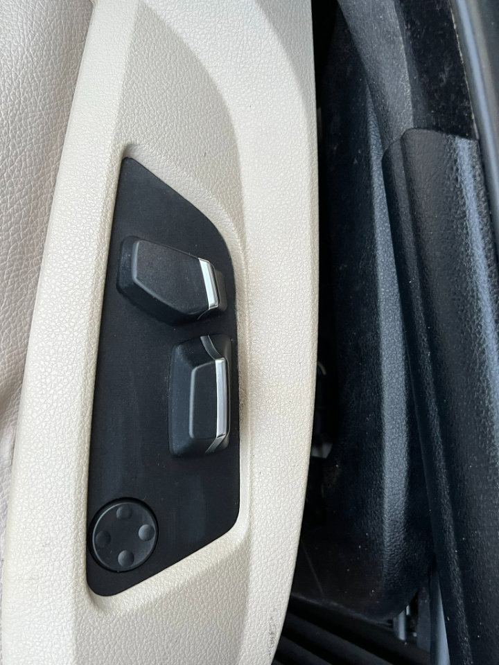 Used 2012 BMW 528i xDrive Sedan image 14