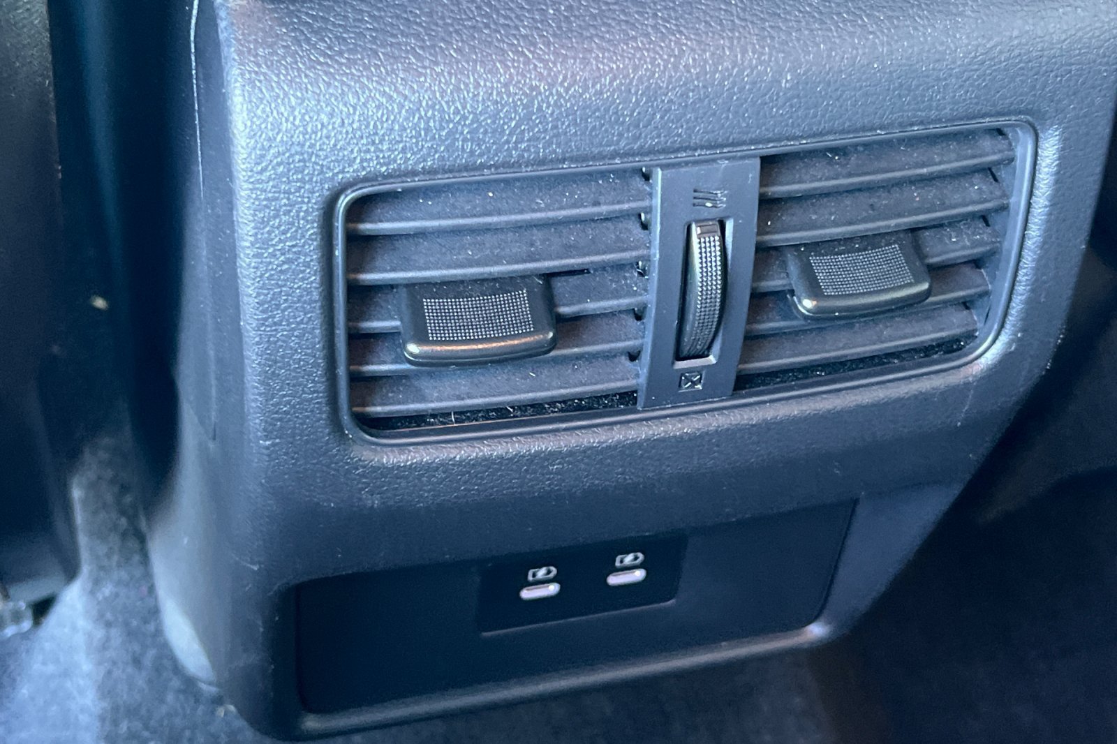 Certified 2026 Nissan Rogue SV FWD image 14