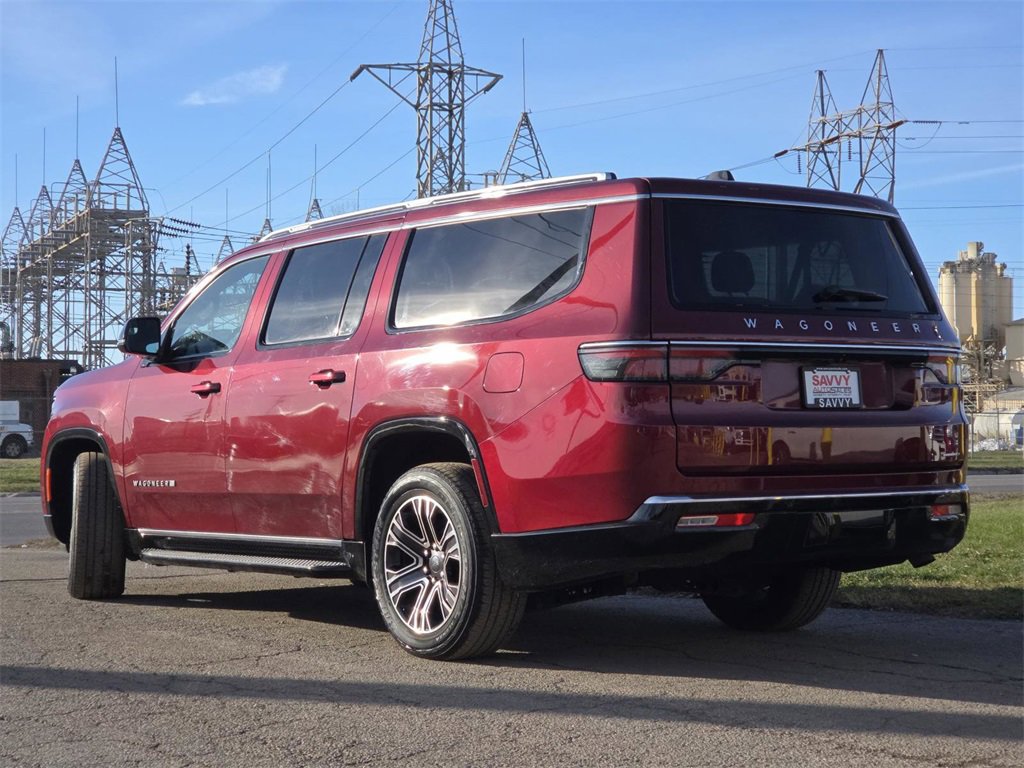 Used 2024 Jeep Wagoneer L Series II w/ Flexible Seating Group image 12