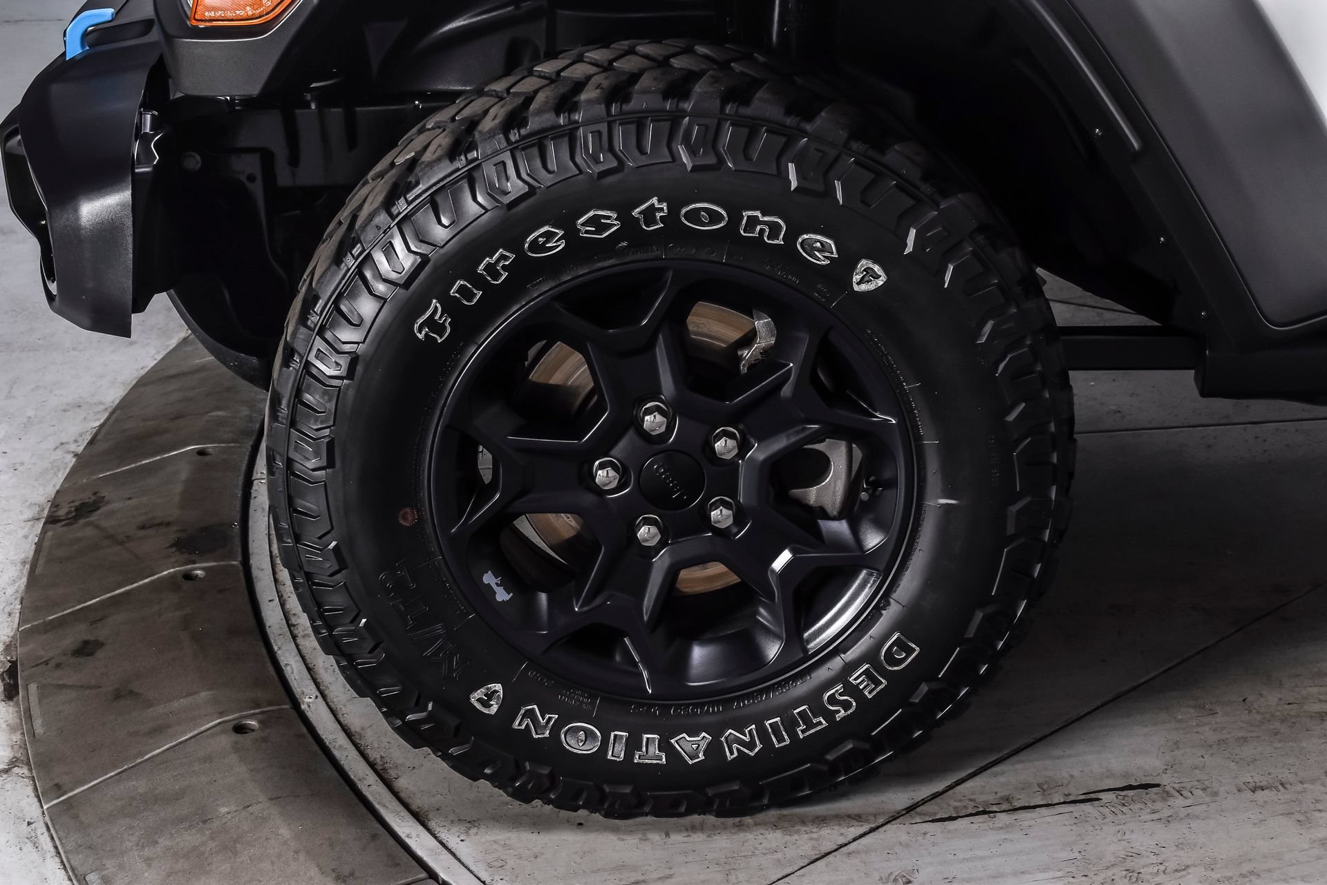 Used 2023 Jeep Wrangler Unlimited w/ Cold Weather Group AWD/4WD image 11