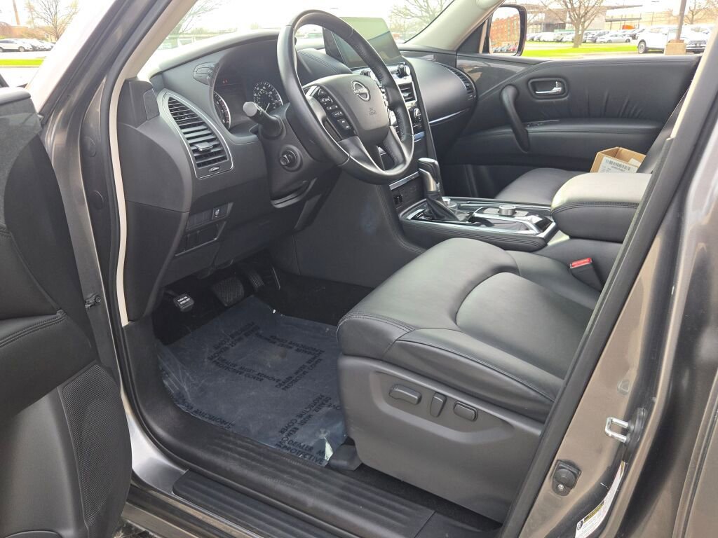 Used 2024 Nissan Armada SV image 25